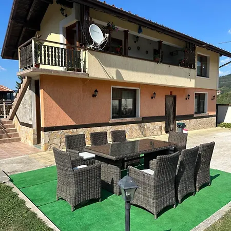 Paradise Semesterbostad *